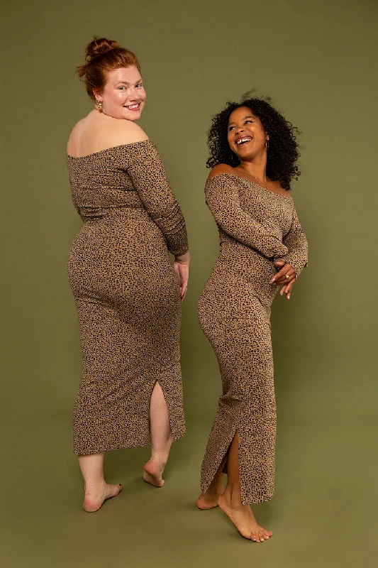 Baza Midi Dress in Classic Leopard Print Elegant V-Neck Midi Dress