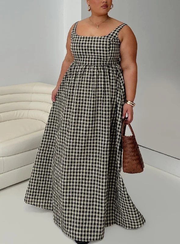 Cartmel Check Maxi Dress Black / Cream Curve Comfortable Bohemian Maxi Dress