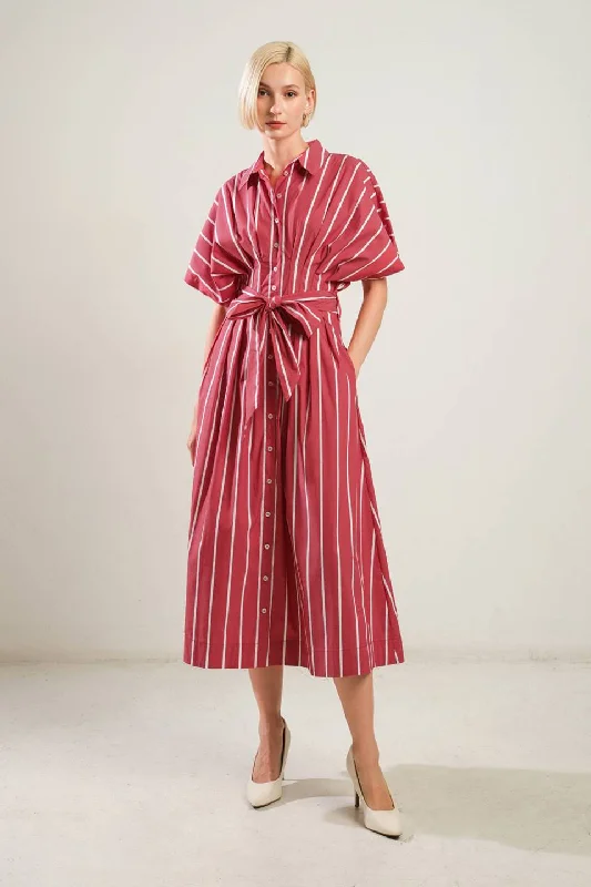 DARING HEART WOVEN MIDI DRESS Comfortable Fit-and-Flare Midi Dress