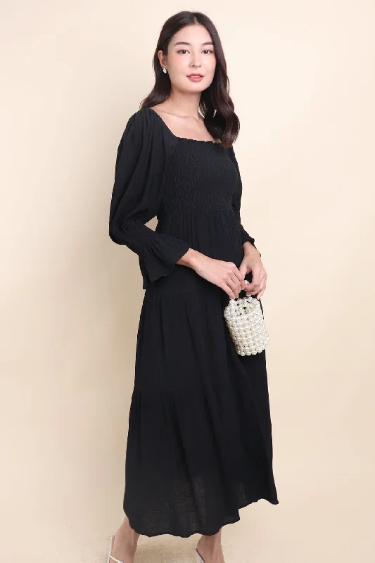 MEADOW SMOCKED MAXI DRESS IN BLACK Trendy Maxi Dress with Bow