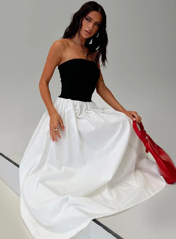 Rhett Maxi Dress Black / White Trendy Maxi Dress with Belt