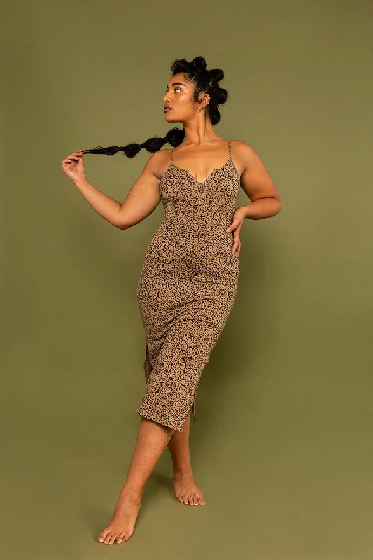 Saffi Midi Dress in Classic Leopard Comfortable Empire Waist Midi Dress