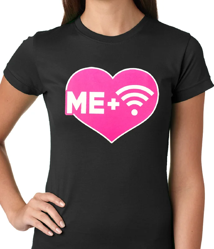 Me + Wifi = <3 Ladies T-shirt Ribbed Striped Patterned