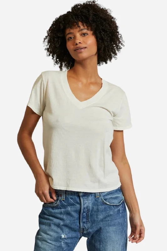 Perfect White Tee Hendrix Short Sleeve Boxy V Neck Tee in Bright Ivory