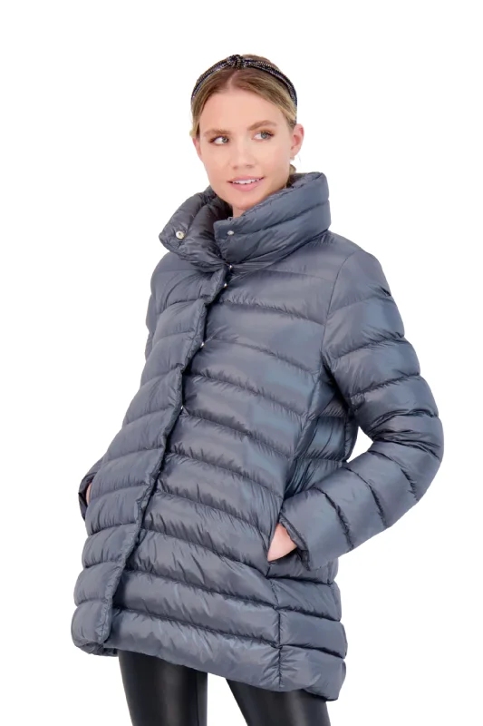 The Chelsea A-frame Down Jacket Tiered Jacket Buttoned Jacket Zippered Jacket