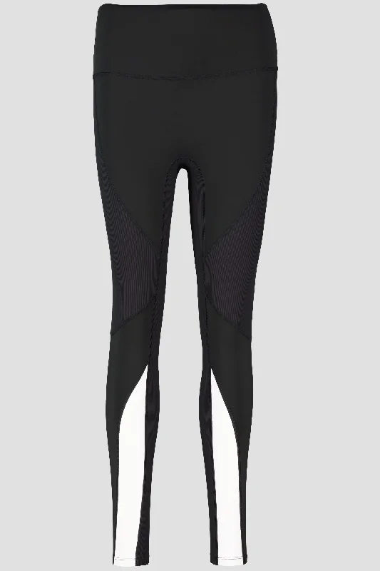 Women's P.E Nation Black Podium 7/8 Legging Trendy Spandex Leggings