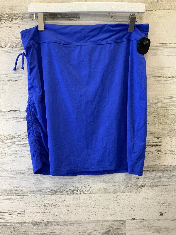 Blue Athletic Skirt Athleta, Size L floral skirt print